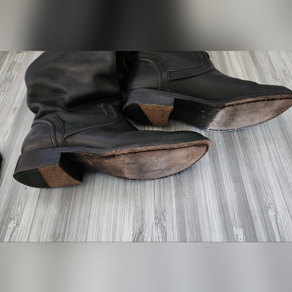 Frye pull on boots - Picture 5 of 6
